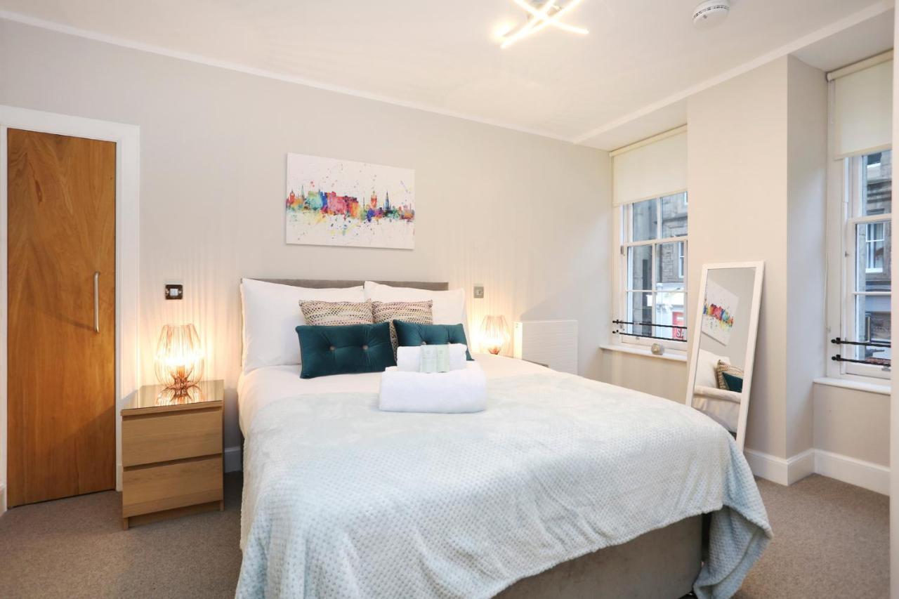 Joivy Elegant Home At The Heart Of The Royal Mile Εδιμβούργο Εξωτερικό φωτογραφία